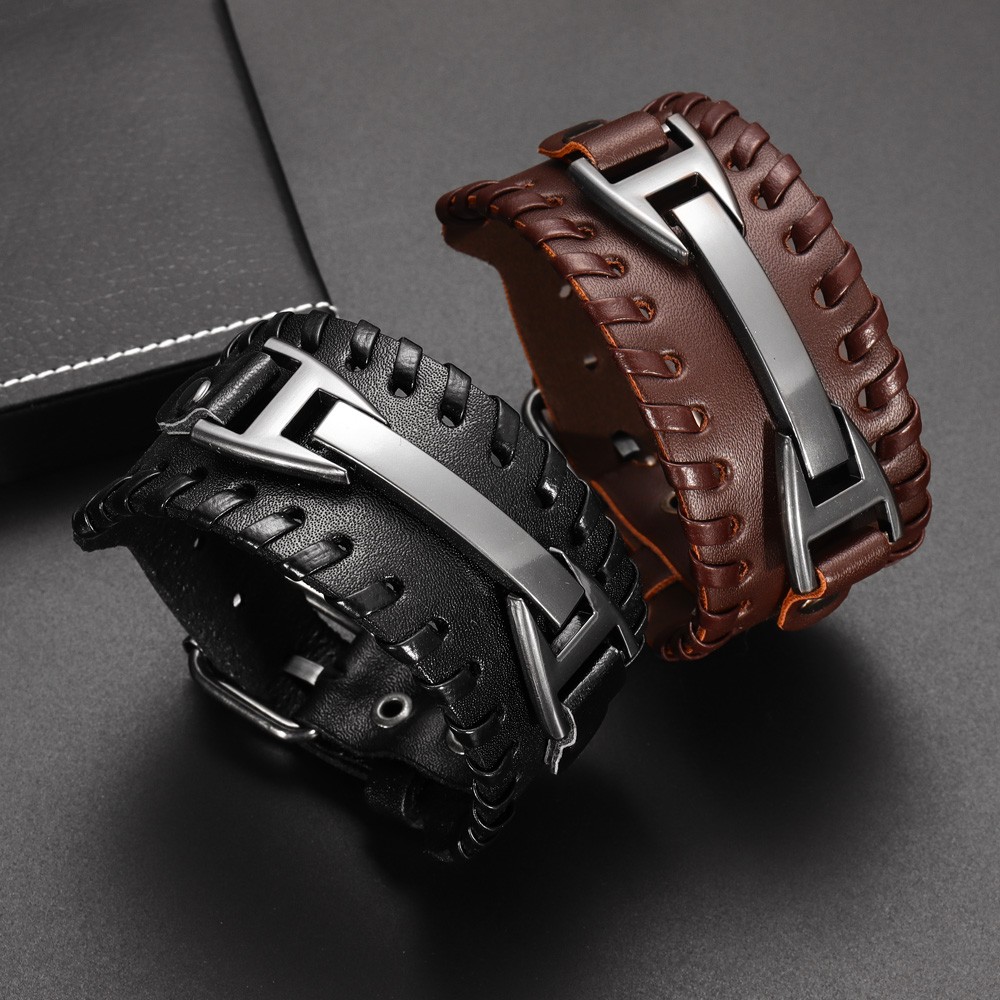 Fashion Punk Leather Bracelet  - Model Kit Quick 评论和价格