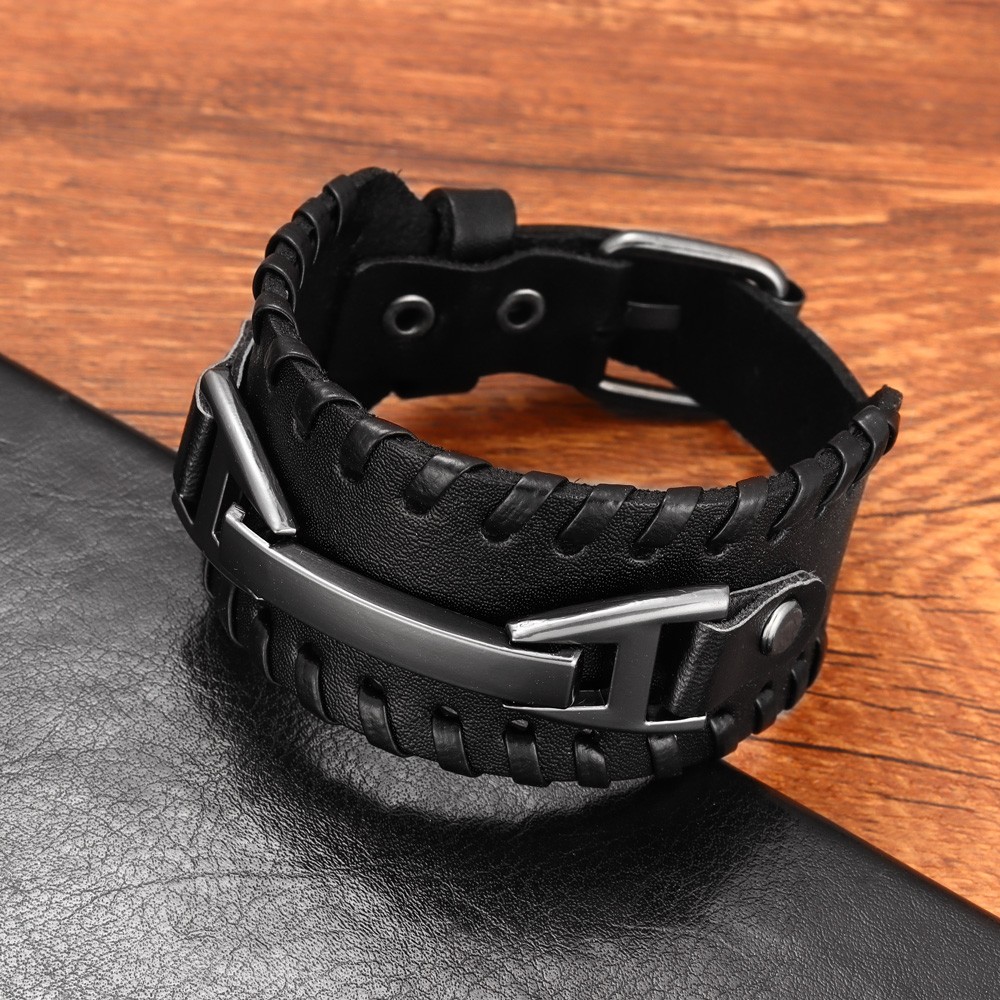 Fashion Punk Leather Bracelet  - Model Kit Quick 评论和价格